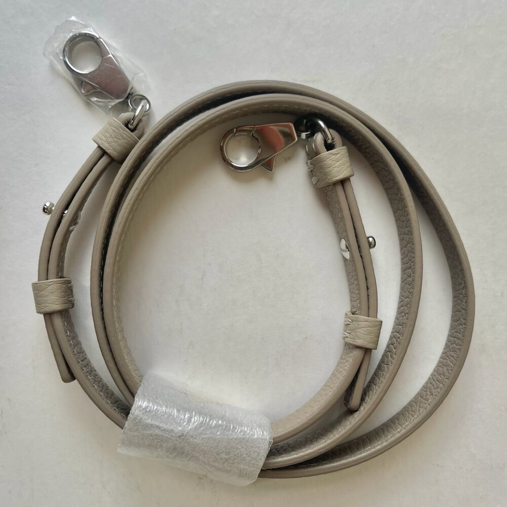 Giorgio Armani Le Sac NEW Leather Tote - Picture 11 of 15